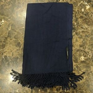 NWOT Navy blue pashmina